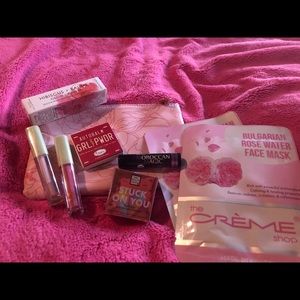 Makeup bundle